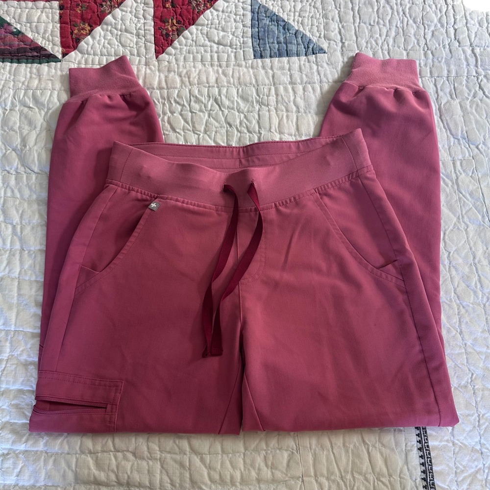 FIGS Zamora Jogger Scrub Pants Pink Mauve XS Petite Women Technical Collection